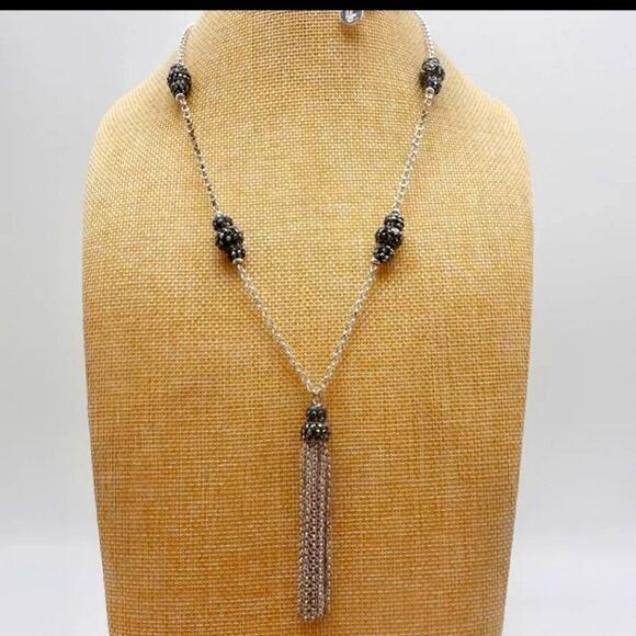 Liz Claiborne Necklace Silver Tone Station Beads Tassel Pendant 26 Inch NWOT - Picture 1 of 8